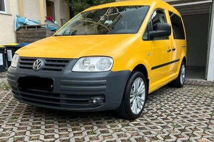 VW Caddy 172.000 km 5.900 &euro; Weimar 99423