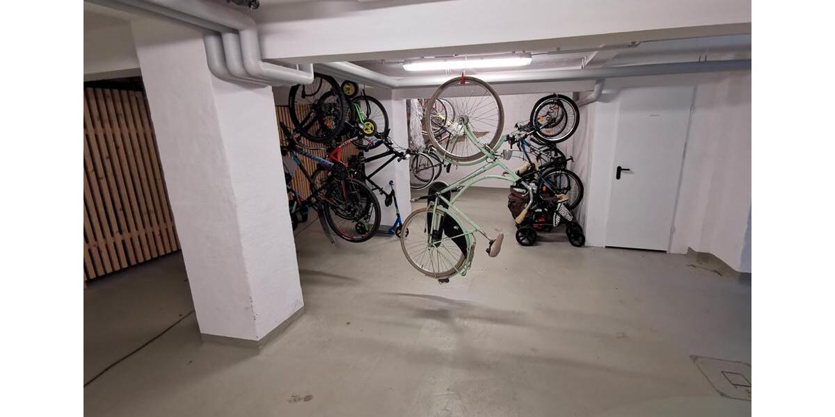Etagenwohnung Erfurt - 1 Zimmer, 54 m&sup2;, 760&euro; | Angebot:26348073