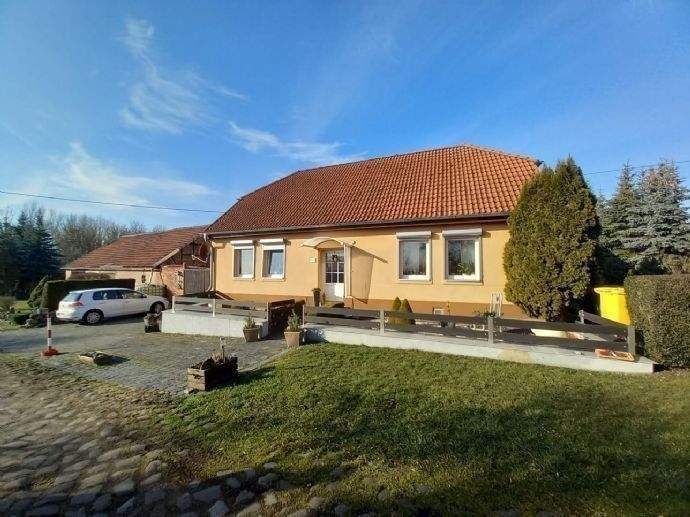 Einfamilienhaus Schwerstedt - 4 Zimmer, 110 m&sup2;, 275.000&euro; | Angebot:25745057
