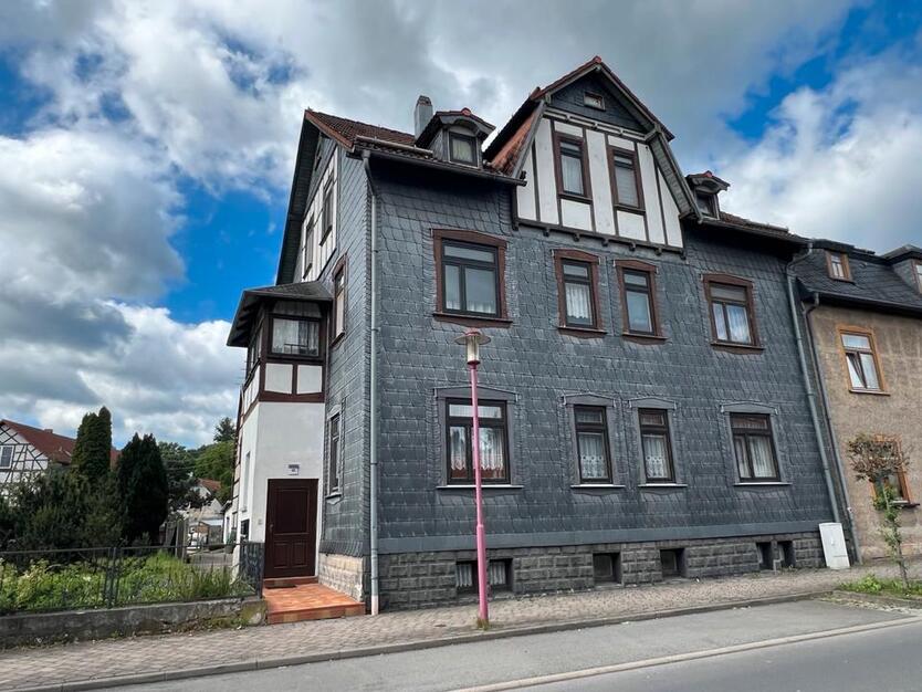 4 (5) Raum Wohnung in IlmenauLangewiesen zu vermieten 97 m²