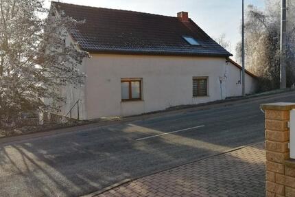 Haus Straußfurt - 6 Zimmer, 140 m&sup2;, 140.000&euro; | Angebot:26360226