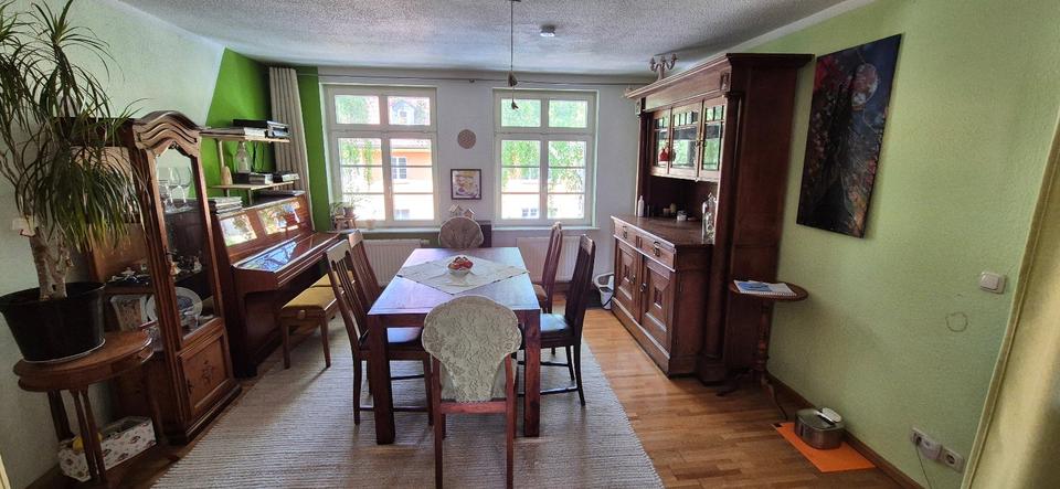 Doppelhaushälfte in Weimar-Parkvorstadt mit kleinem Garten v. pri 11 zimmer