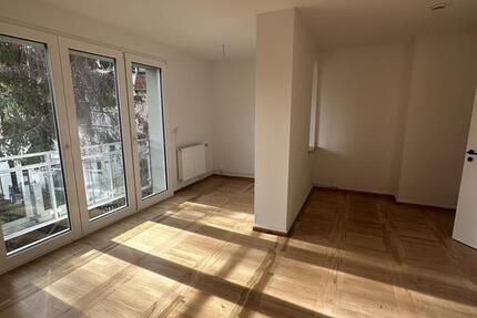 Frisch renovierte 3-Raum-Wohnung direkt am Stadtpark! 3 zimmer