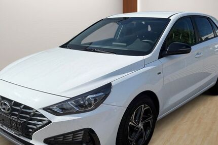 Hyundai i30 52.000 km 17.990 € Schwabhausen 99869