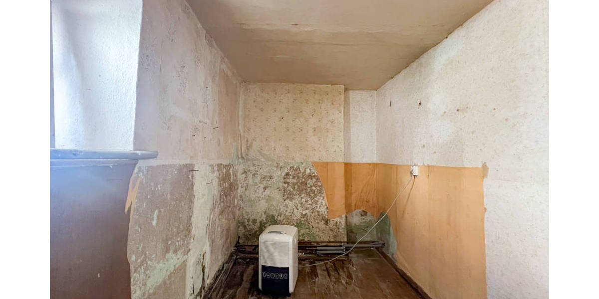 Einfamilienhaus Am Ettersberg / Berlstedt Berlstedt - 5 Zimmer, 118 m&sup2;, 175.000&euro; | Angebot:26127289