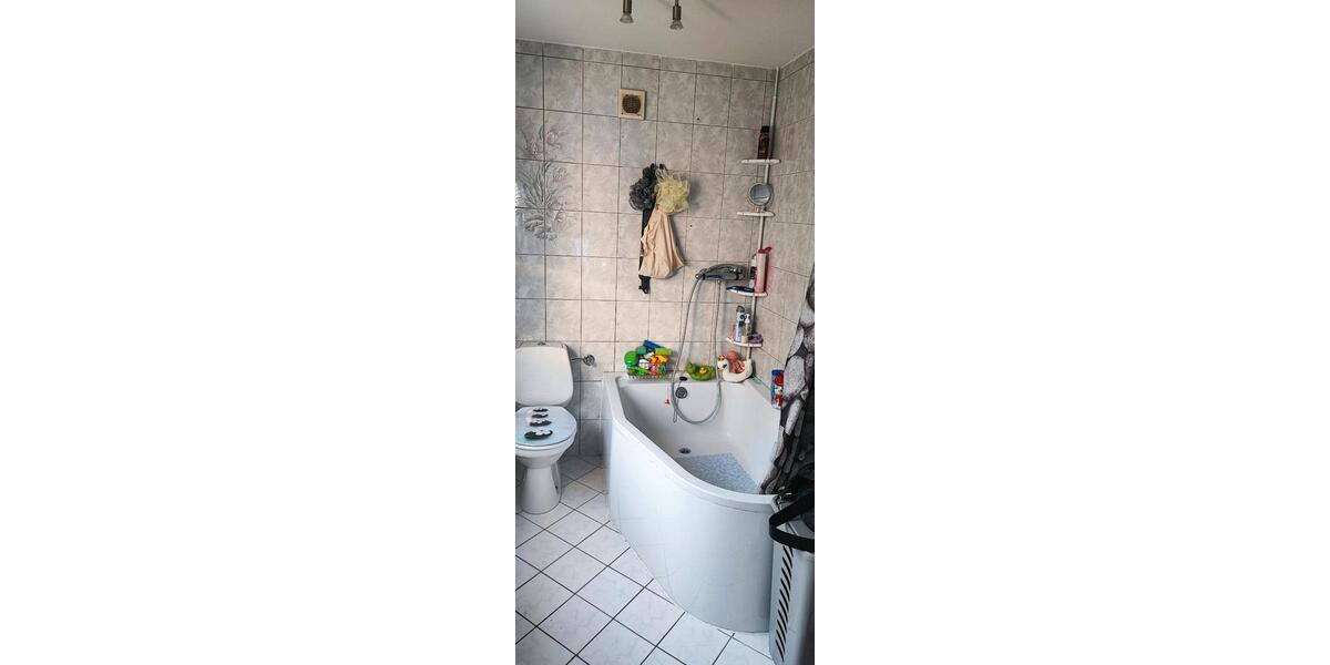Einfamilienhaus Straußfurt - 4 Zimmer, 92 m&sup2;, 200.000&euro; | Angebot:24497324