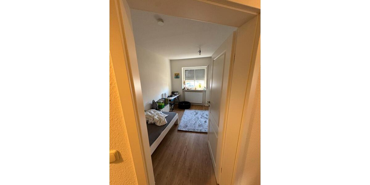 Etagenwohnung Weimar Lützendorf - 2 Zimmer, 57 m&sup2;, 570&euro; | Angebot:25208799