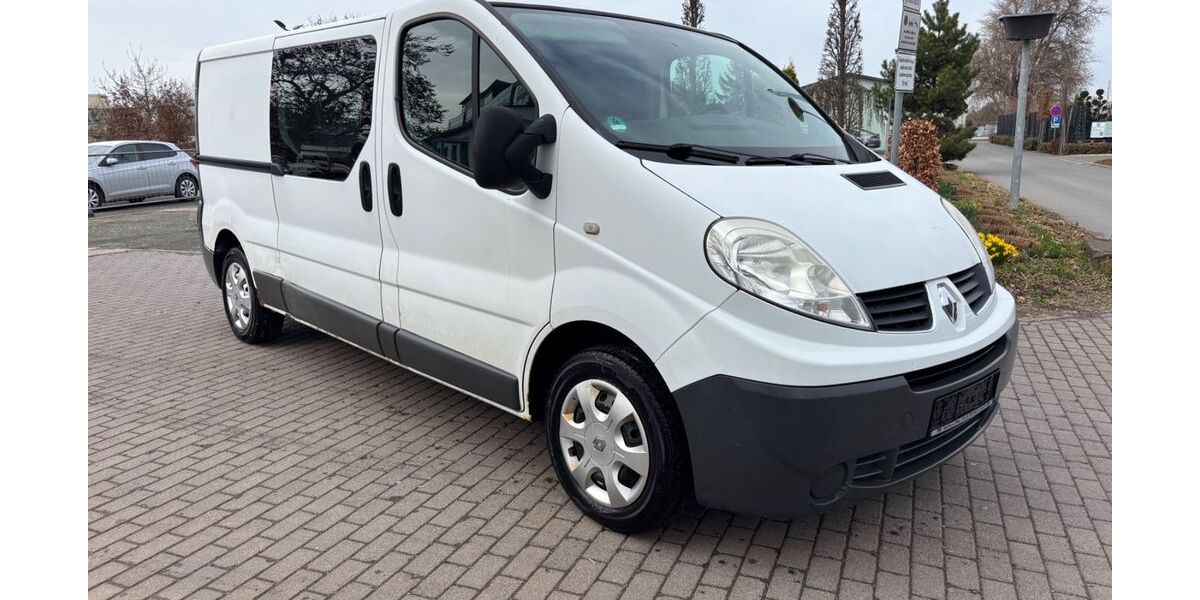 Renault Trafic 173.600 km 3.700 &euro; Erfurt 99085