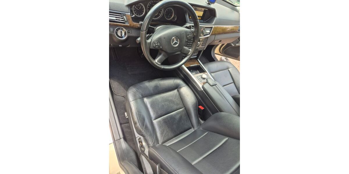 Mercedes-Benz E 200 265.002 km 5.500 &euro; Erfurt 99097