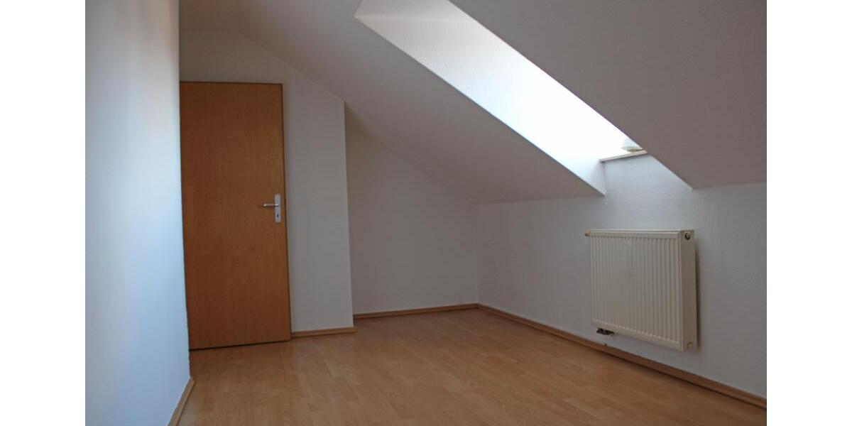 Dachgeschoßwohnung Arnstadt - 3 Zimmer, 81 m&sup2;, 589&euro; | Angebot:23355541