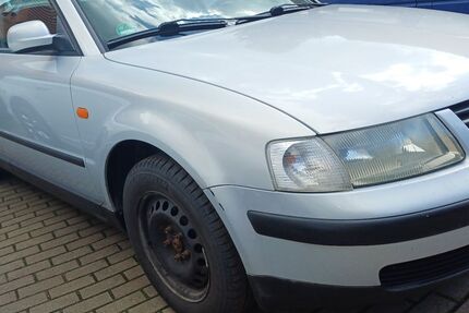 VW Passat 198.175 km 1.299 &euro; Brüheim 99869