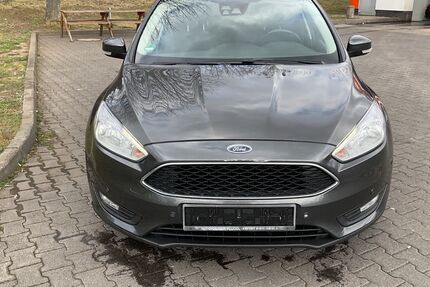 Ford Focus 173.915 km 5.350 &euro; Erfurt 99085