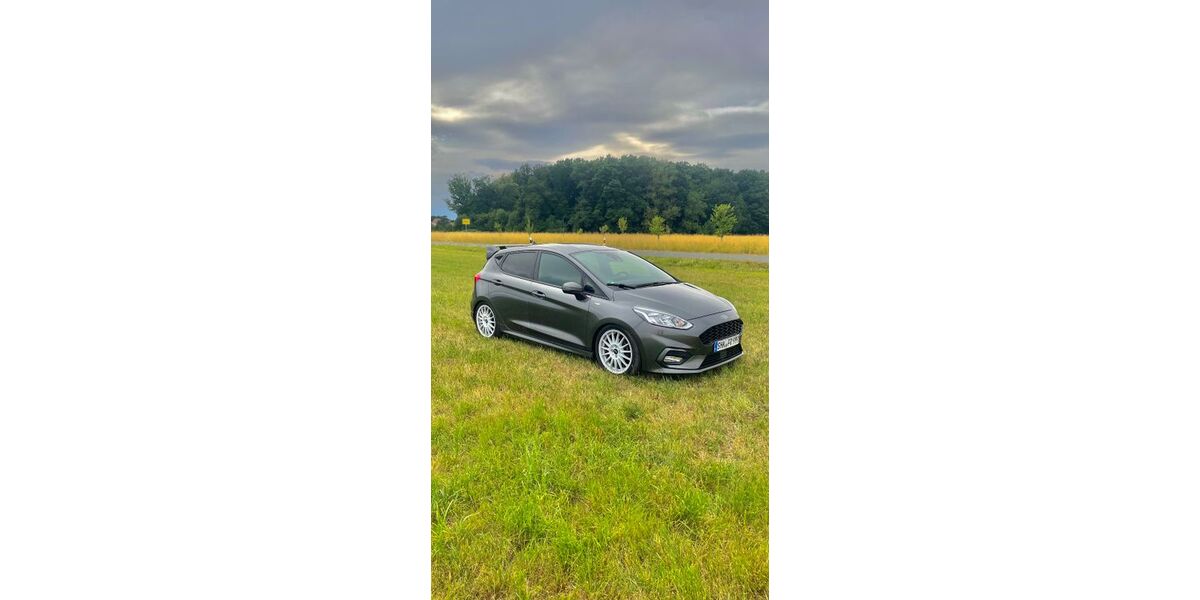 Ford Fiesta 158.000 km 7.999 &euro; Gotha 99867