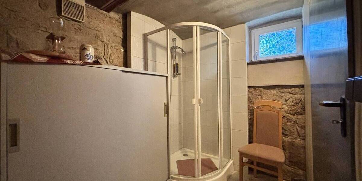 Mehrfamilienhaus, Wohnhaus Weimar Südstadt - 9 Zimmer, 230 m&sup2;, 625.000&euro; | Angebot:25996660