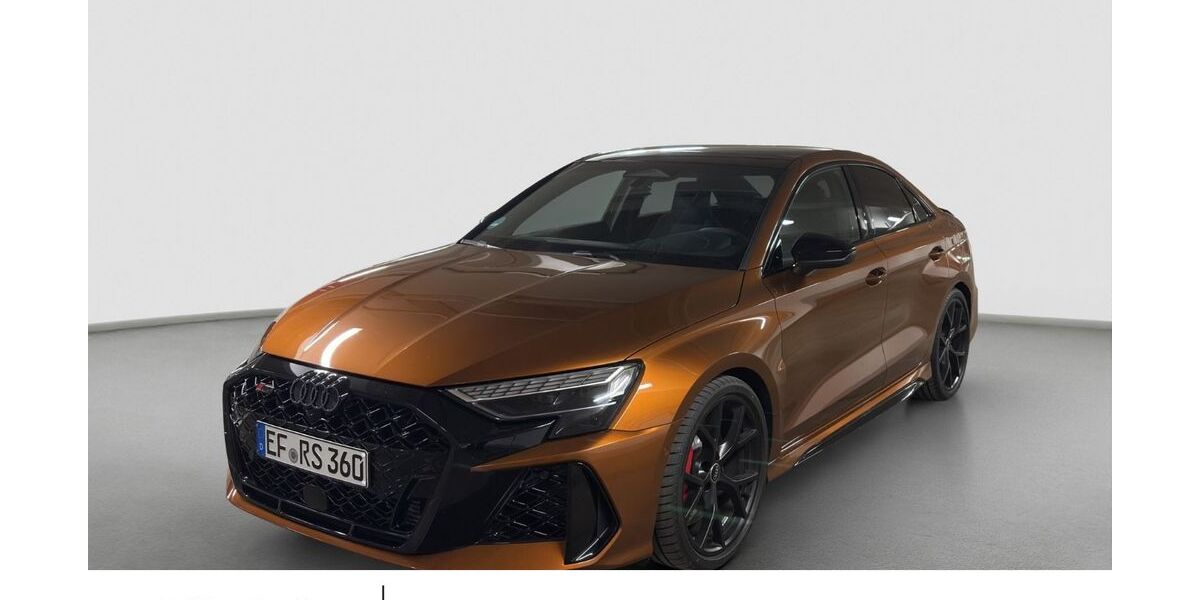 Audi RS3 2.500 km 76.970 &euro; Erfurt 99099