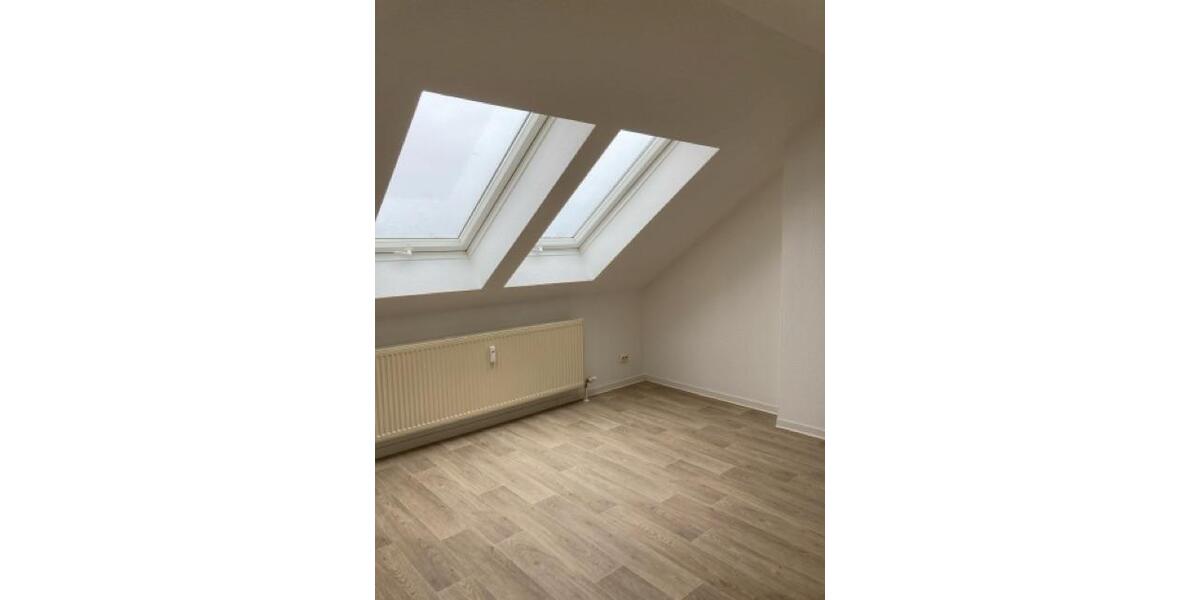 Dachgeschoßwohnung Stadtilm - 2 Zimmer, 55 m&sup2;, 281&euro; | Angebot:24750427