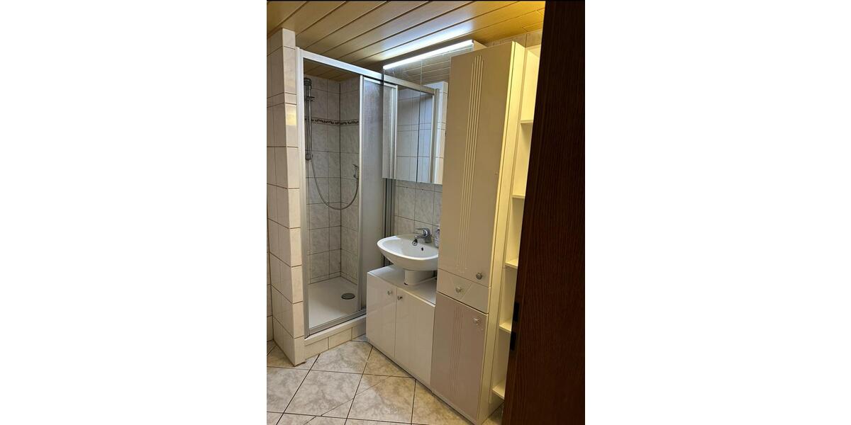 Etagenwohnung Arnstadt - 4 Zimmer, 90 m&sup2;, 20&euro; | Angebot:24200951