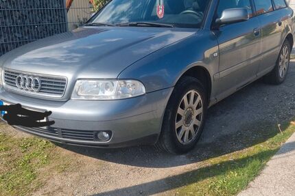 Audi A4 294.000 km 2.500 € Thamsbrück 99947