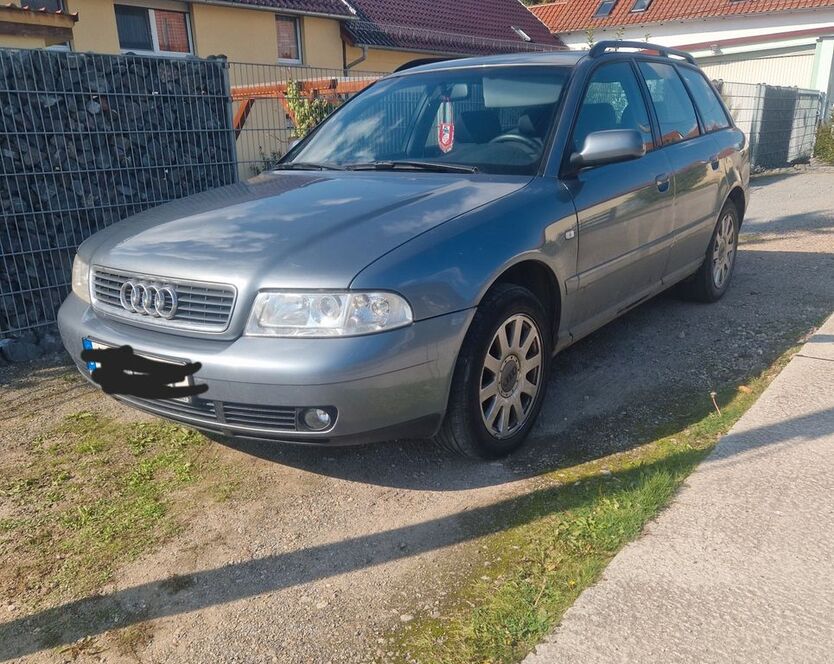 Audi A4 294.000 km 2.500 € Thamsbrück 99947
