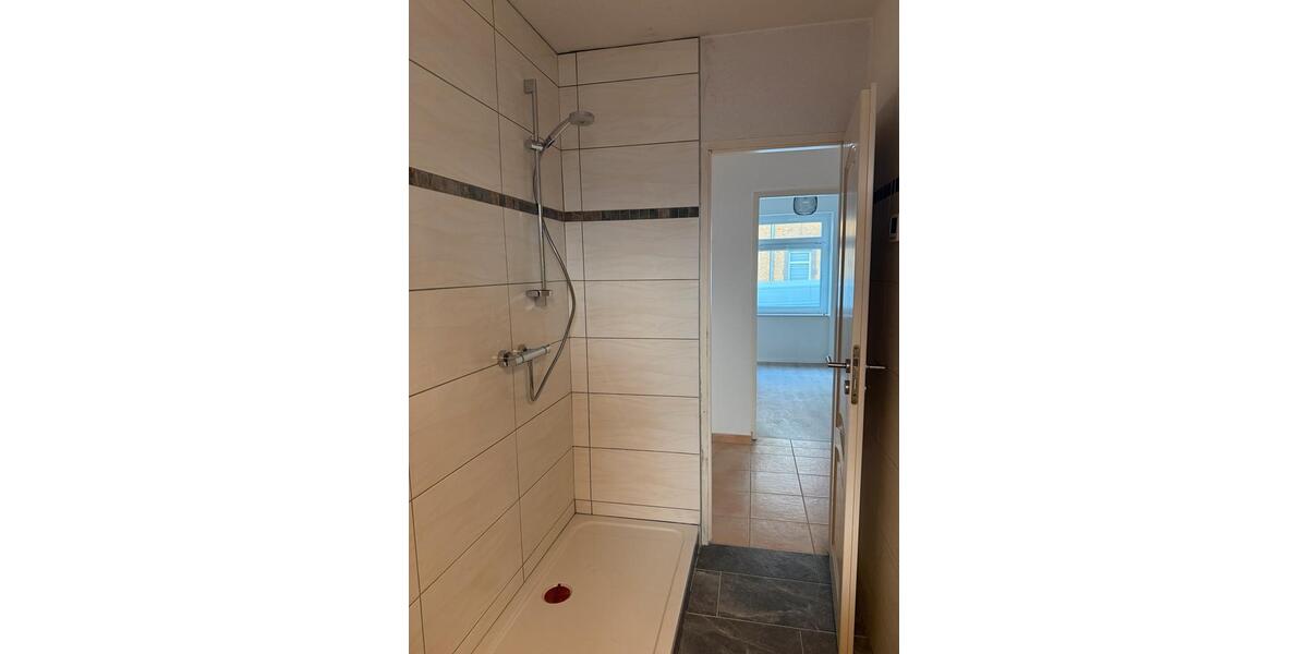 Hochparterre Erfurt Hochheim - 3 Zimmer, 57 m&sup2;, 570&euro; | Angebot:25758199