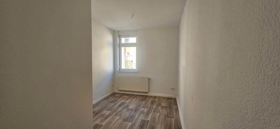Erdgeschoßwohnung Tonna - 3 Zimmer, 72 m&sup2;, 465&euro; | Angebot:26427160