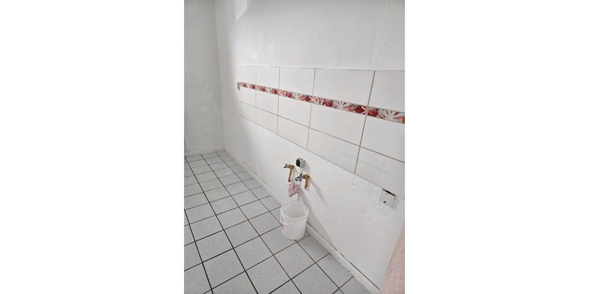 Etagenwohnung Straußfurt - 3 Zimmer, 70 m&sup2;, 780&euro; | Angebot:25543322