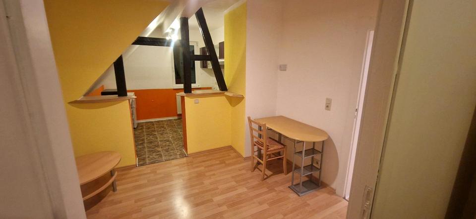 Dachgeschoßwohnung Ohrdruf - 2 Zimmer, 60 m&sup2;, 460&euro; | Angebot:25409353