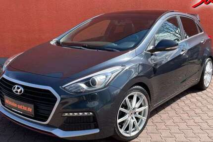 Hyundai i30 81.304 km 15.790 € Gotha 99867
