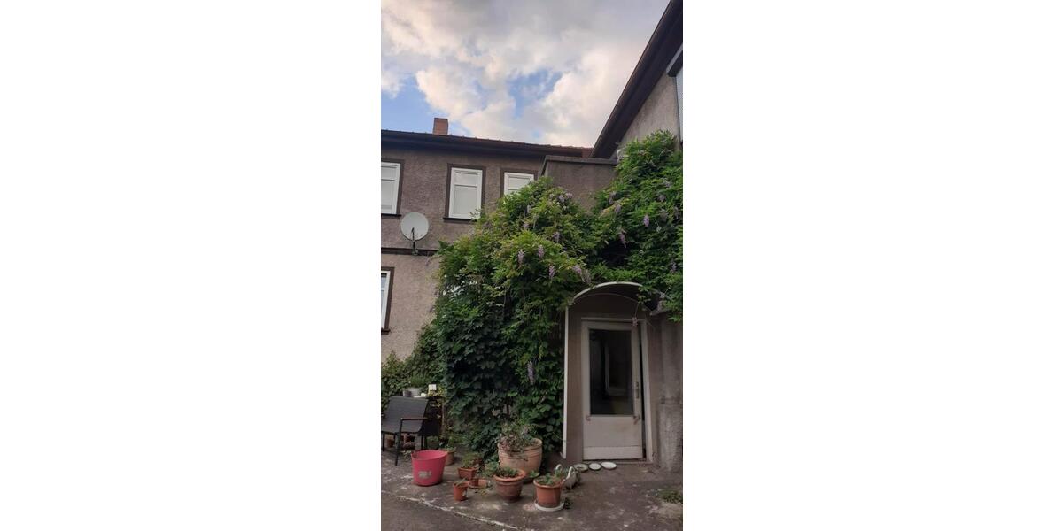 Mehrfamilienhaus, Wohnhaus Drei Gleichen - 16 Zimmer, 300 m&sup2;, 180.000&euro; | Angebot:26300500