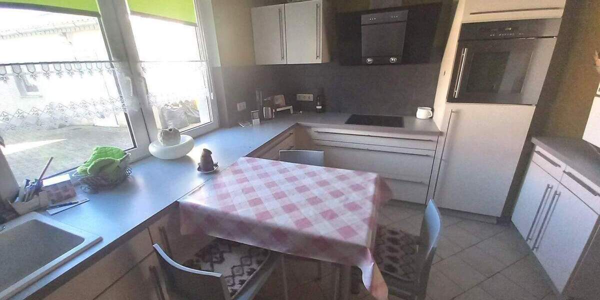 Einfamilienhaus Ballhausen - 5 Zimmer, 120 m&sup2;, 160.000&euro; | Angebot:25704590