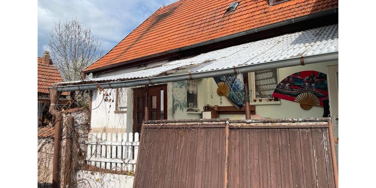 Einfamilienhaus Erfurt Hohenwinden - 7 Zimmer, 200 m&sup2;, 55.000&euro; | Angebot:26220699