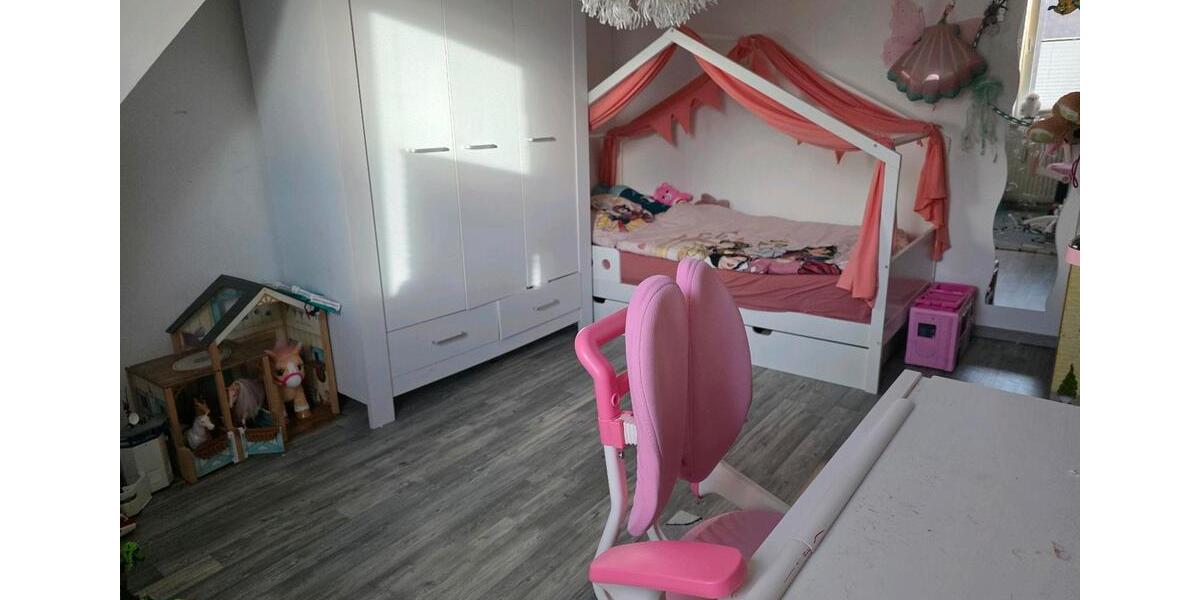 Mehrfamilienhaus, Wohnhaus Kranichfeld - 9 Zimmer, 240 m&sup2;, 290.000&euro; | Angebot:24356782