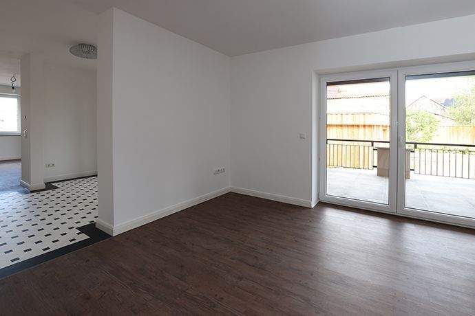 Einfamilienhaus Erfurt Wallichen - 7 Zimmer, 300 m&sup2;, 2.900&euro; | Angebot:26243600
