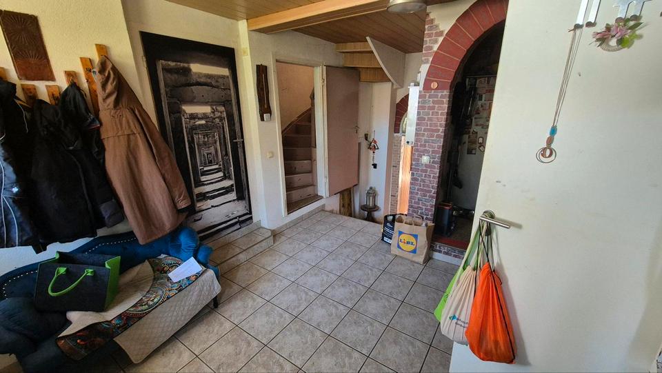 Reihenhaus Sömmerda - 6 Zimmer, 168 m&sup2;, 100.000&euro; | Angebot:26981130