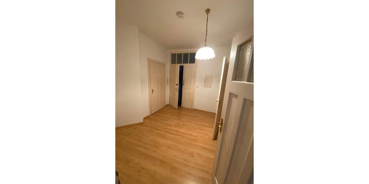 Etagenwohnung Weimar Westvorstadt - 2 Zimmer, 65 m&sup2;, 650&euro; | Angebot:25776376