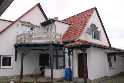 Haus Herbsleben - 6 Zimmer, 194 m&sup2;, 330.000&euro; | Angebot:26674848