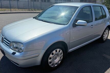 VW Golf 159.000 km 2.950 &euro; ichtershausen 99334