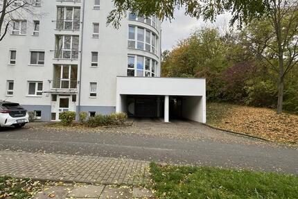 #2-Raum-Wohnung #Balkon #Fahrstuhl #Einbauküche #Tiefgaragenstellplatz #einziehen-wohlfühlen zimmer