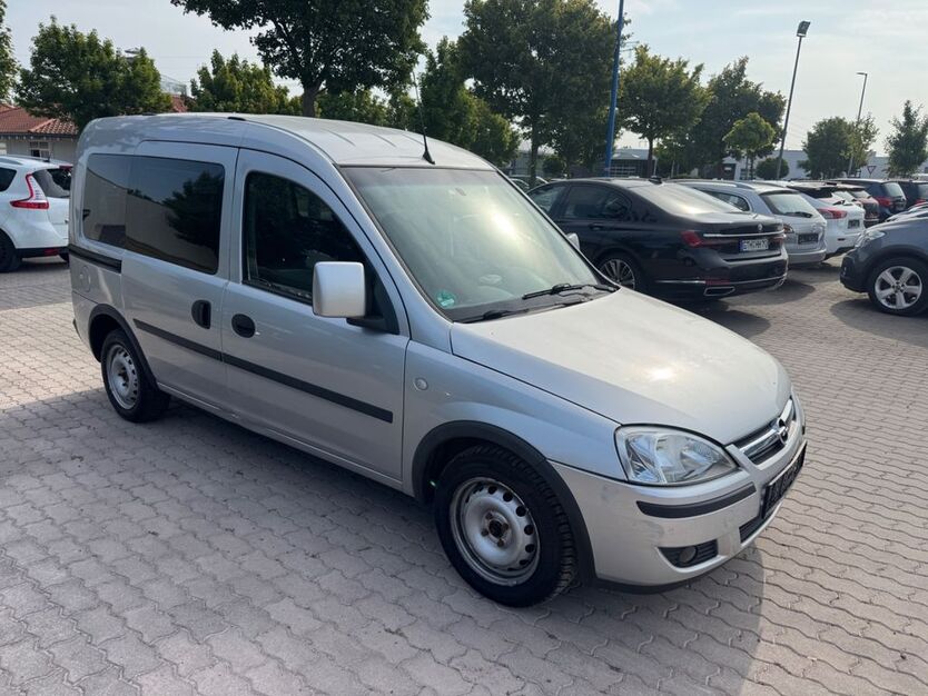 Opel Combo 174.500 km 1.499 € Gotha 99867