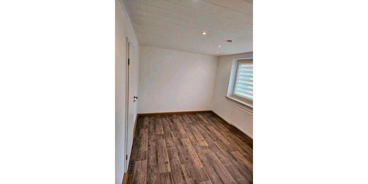 Etagenwohnung Greußen - 2 Zimmer, 63 m&sup2;, 570&euro; | Angebot:26558171