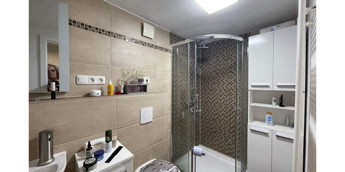 Reihenmittelhaus Greußen - 8 Zimmer, 230 m&sup2;, 140.000&euro; | Angebot:25685506