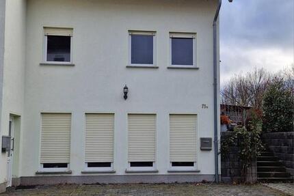 Doppelhaushälfte in Gotha zu vermieten. 4 zimmer