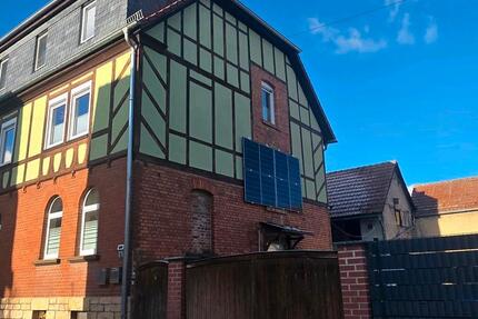 Haus Kranichfeld - 9 Zimmer, 240 m&sup2;, 280.000&euro; | Angebot:24356782