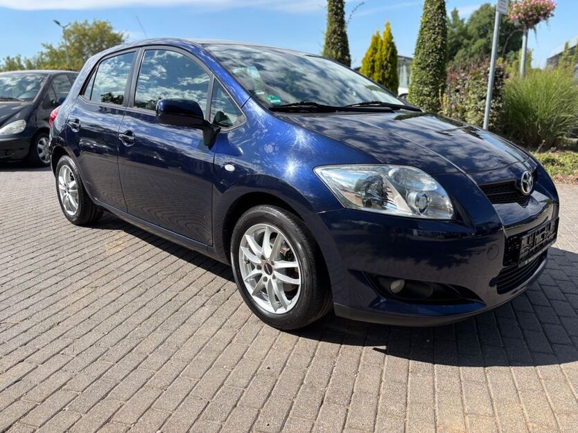 Toyota Auris 144.000 km 4.000 € Erfurt 99085