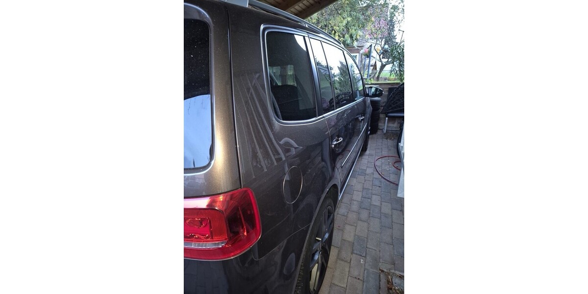 VW Touran 135.000 km 4.900 &euro; Erfurt 99084