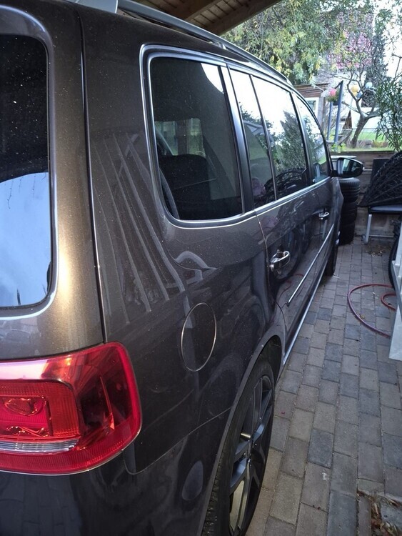 VW Touran 135.000 km 5.600 € Erfurt 99084