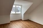 Dachgeschoßwohnung Geratal Geraberg - 2.5 Zimmer, 75 m&sup2;, 643&euro; | Angebot:25980858