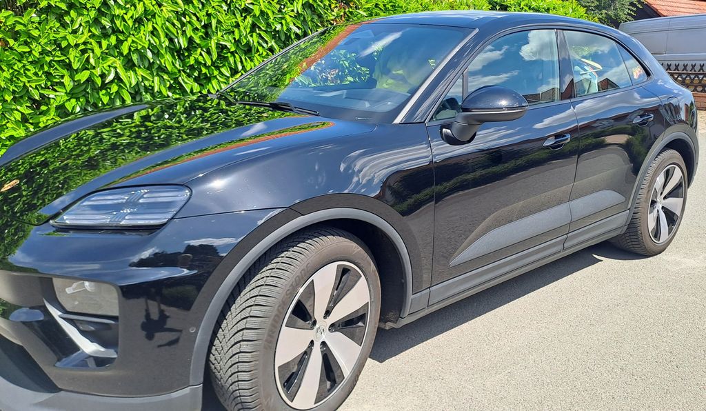 Porsche Macan 21.000 km 79.999 &euro; Drei Gleichen 99869