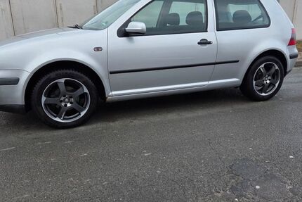 VW Golf 200.000 km 1.290 &euro; Blankenhain 99444