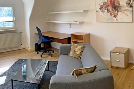 (EF0113_Y) Erfurt: Löbervorstadt, möbliertes Zimmer in schöner Wohnlage mit eigenem Bad, an Wochenendheimfahrer 1 zimmer